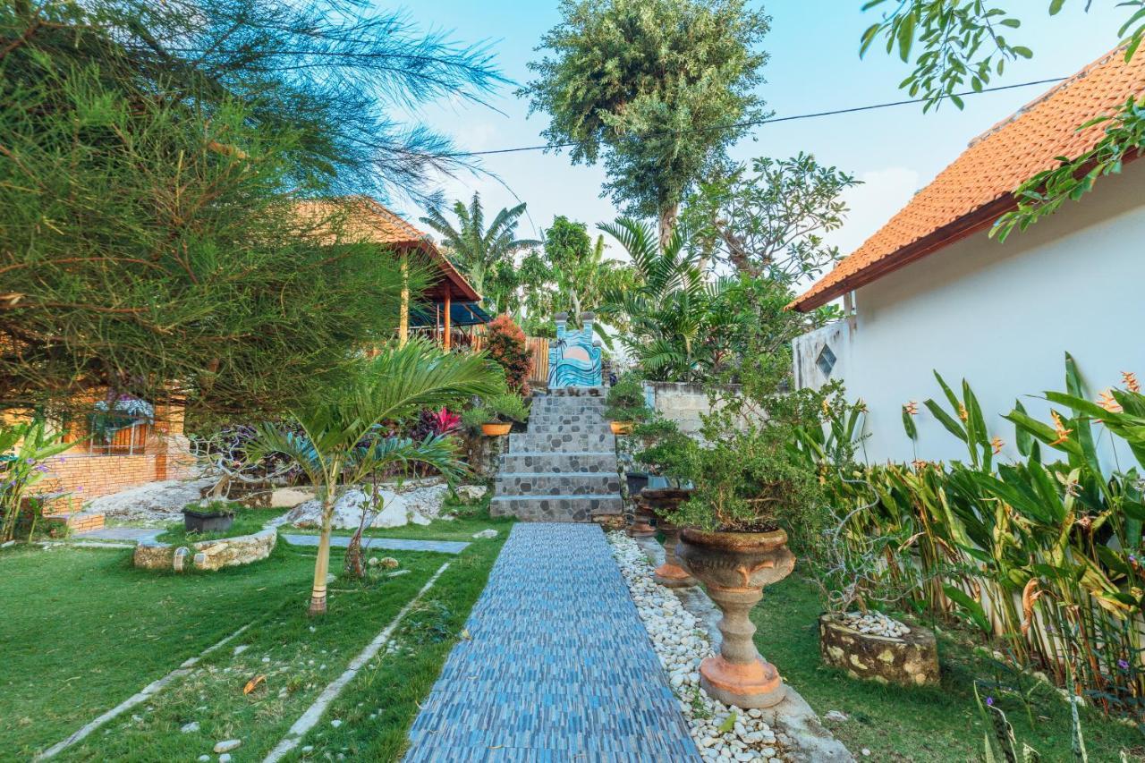 Green Valley Bungalow Batununggul Exterior photo